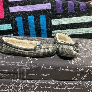 Plaid moccasins